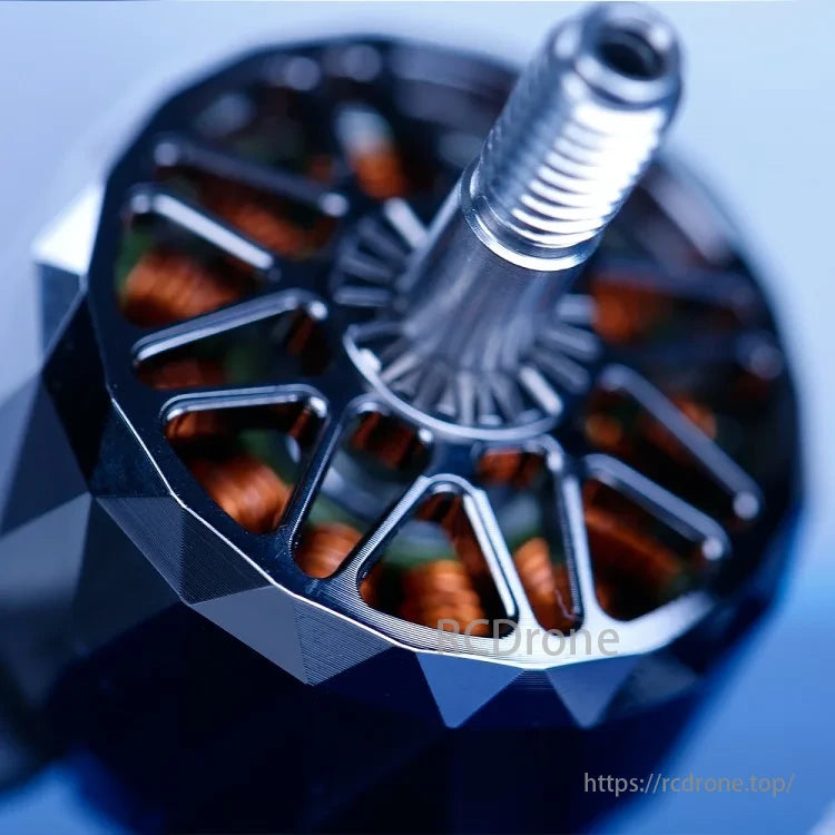 iFlight Cyber XING Motor, Cyber XING Motors offers efficient and responsive KV options for various applications, including freestyle, racing, and cinematic uses.