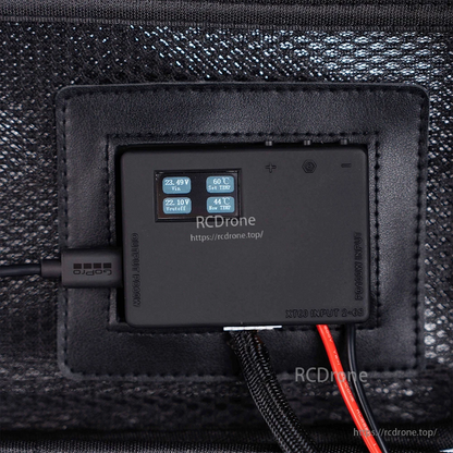 Control panel of iFlight portable heated battery case with screen, USB-C PD output, PD100W input, and XT60 2–6S input