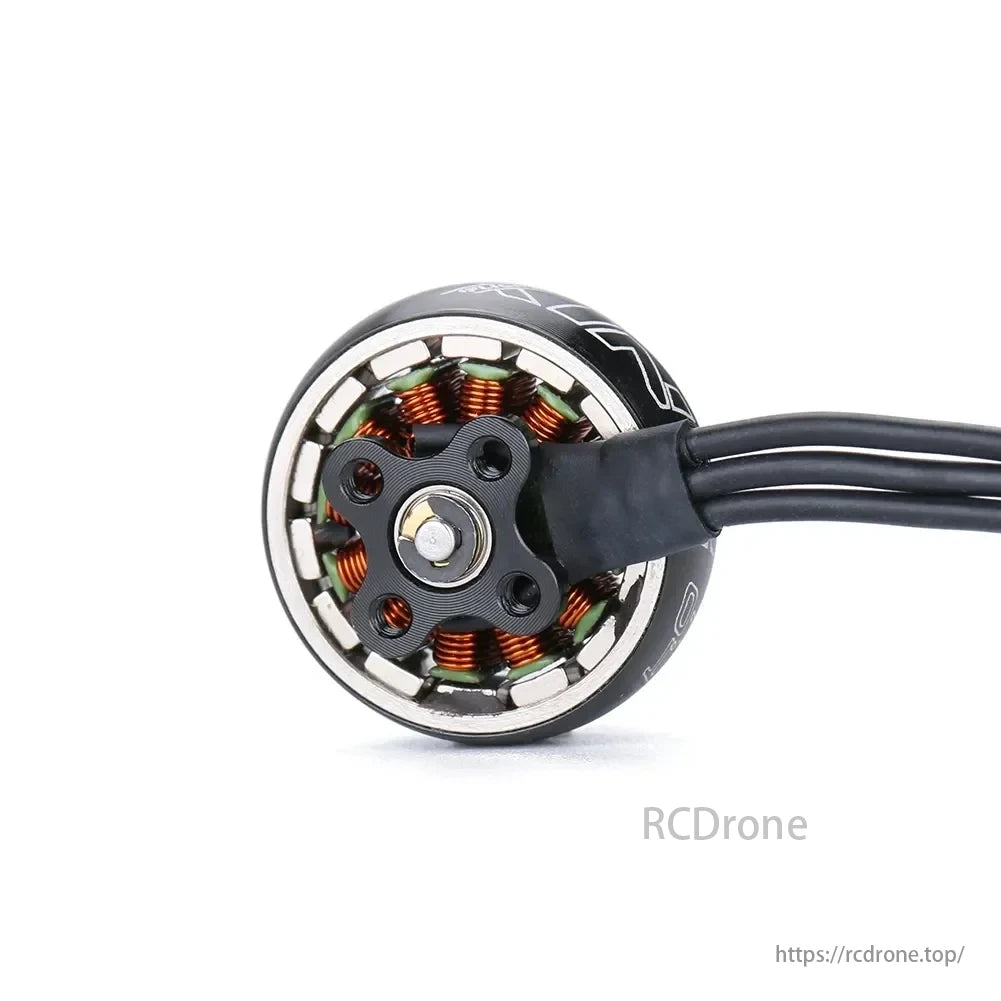 iFlight XING 1504 3100KV Brushless Motor, The motor has a 3100KV rating and supports 3-6S LiPo, offering a balance of thrust, efficiency, and responsiveness for tight spaces.