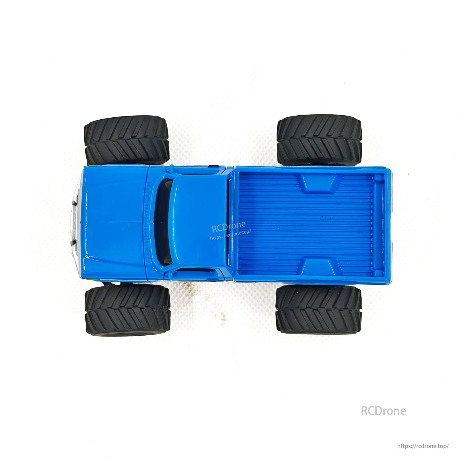 JIKEFUN 1/36 RC Crawler Car, Check if outer tires are displaced and stuck if experiencing strong resistance or unable to drive.