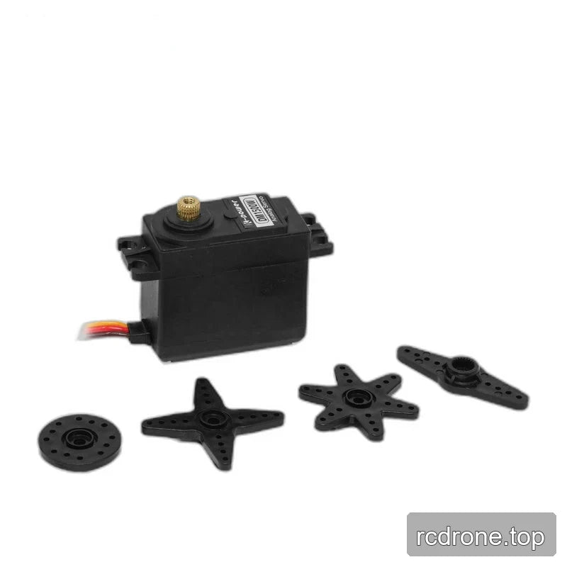 Black servo displayed with four separate black horns in round, four-arm, six-arm, and two-arm shapes.
