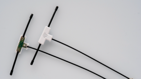 ImmersionRC Ghost Hybrid V2 UNO 5.8GHz VTT/2.4GHz RX - 25mW - 600mW 5.8G Video Transmitter, 2.4G Lora OR FLRC Control Mode Remote Receiver 9 qTee Antennas are center-fed dipoles, with