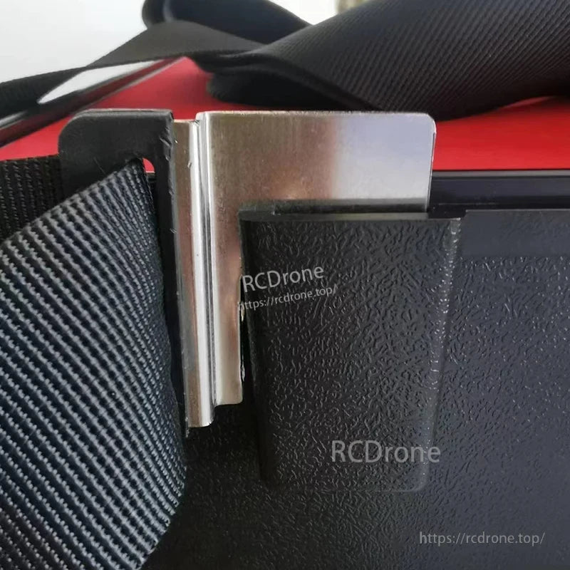 The BEEROTOR shoulder strap is an adjustable strap for DJI drone hard storage cases.