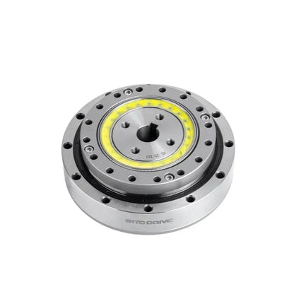 Angled top view of the SITO DRIVE HS-25-III reducer showing the central bore, threaded holes, yellow inner ring, and housing.